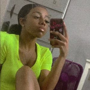 Meet your Posher, Jasmine